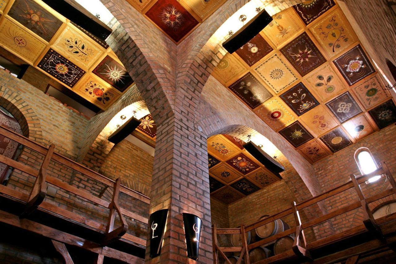 Polgár Panzió Villány Exterior foto