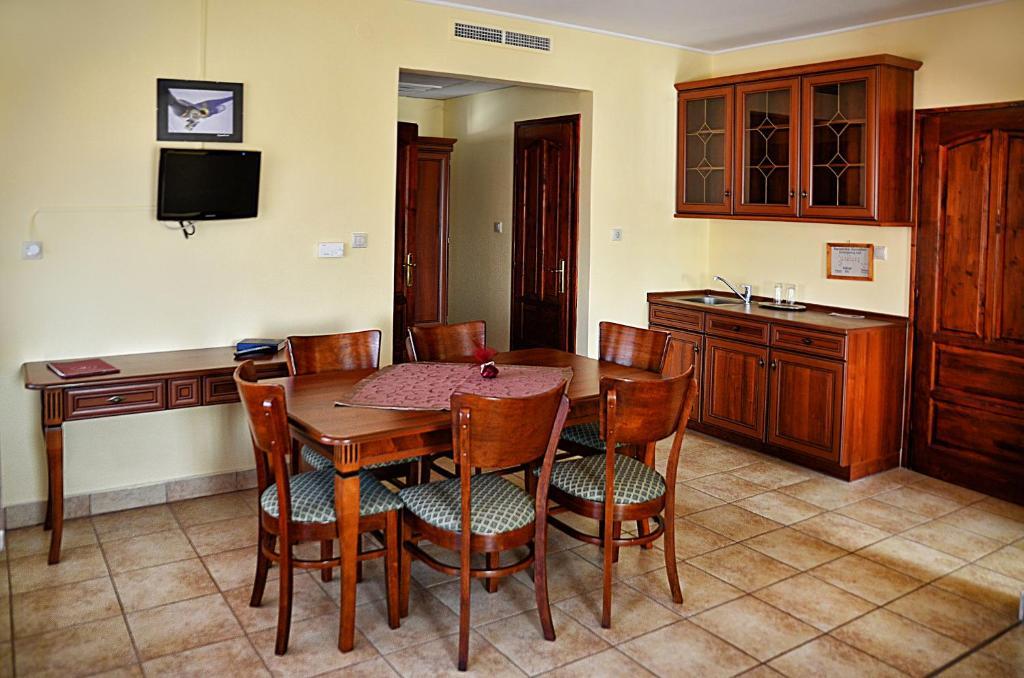 Polgár Panzió Villány Habitación foto